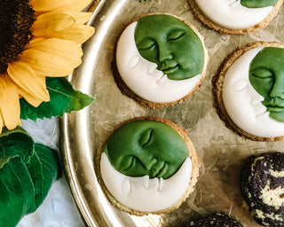 MATCHA VANILLA MOON COOKIES - Sun Potion