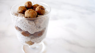 COOKIES N' CREAM CHIA PUDDING PARFAIT